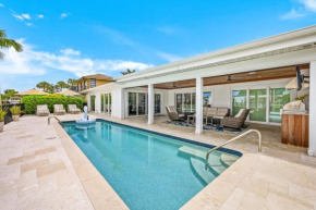 Beach Life - Less Than 1 Mile To Vanderbilt Beach! - ON THE WATER
